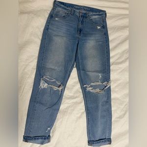 American eagle high wasted jeans